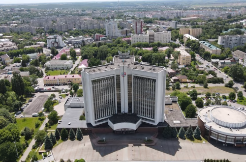 Rusia ataca Kiev con misiles y drones