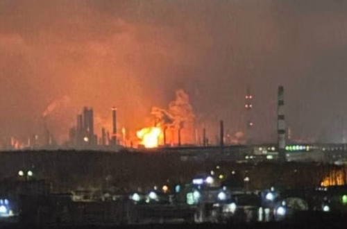 Ataque externo causa explosión en refinería húngara