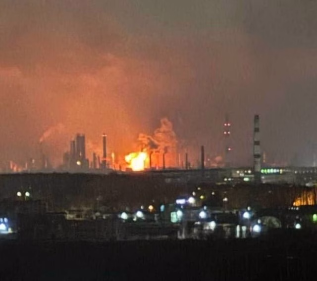 Ataque externo causa explosión en refinería húngara