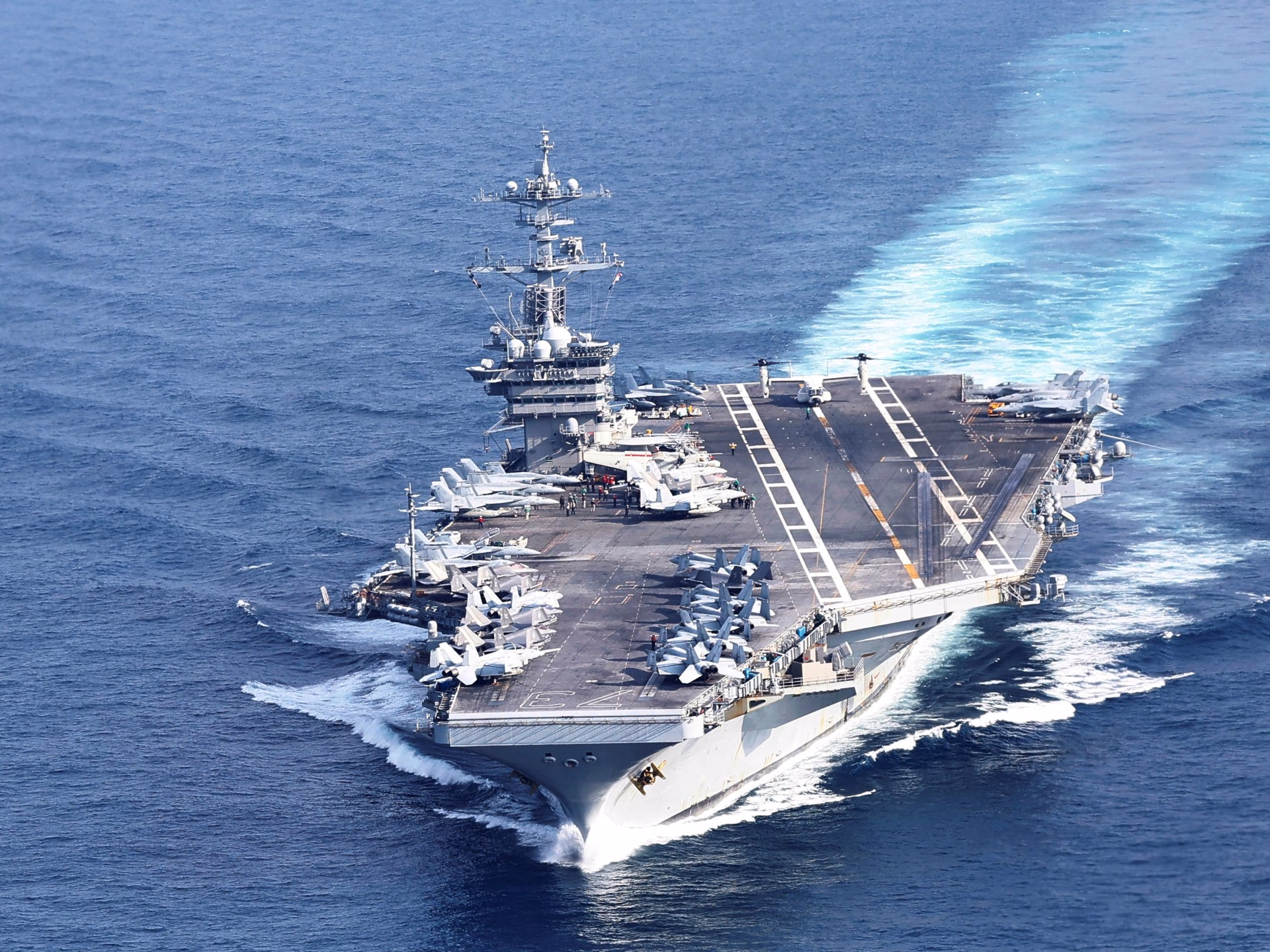 EE.UU. y China establecen canales militares