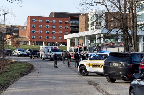 1 student dead, 1 critically injured in shooting at Kentucky