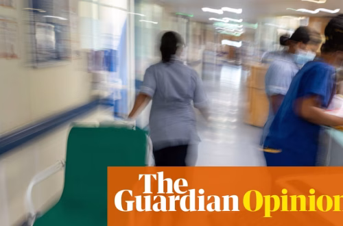 La Advertencia del NHS: Urgencia de Reforma ante el Auge del Engaño