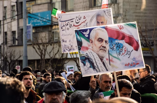 Tensiones en Oriente Medio: Nuevos Planes de Ataque a Irán en el Horizonte