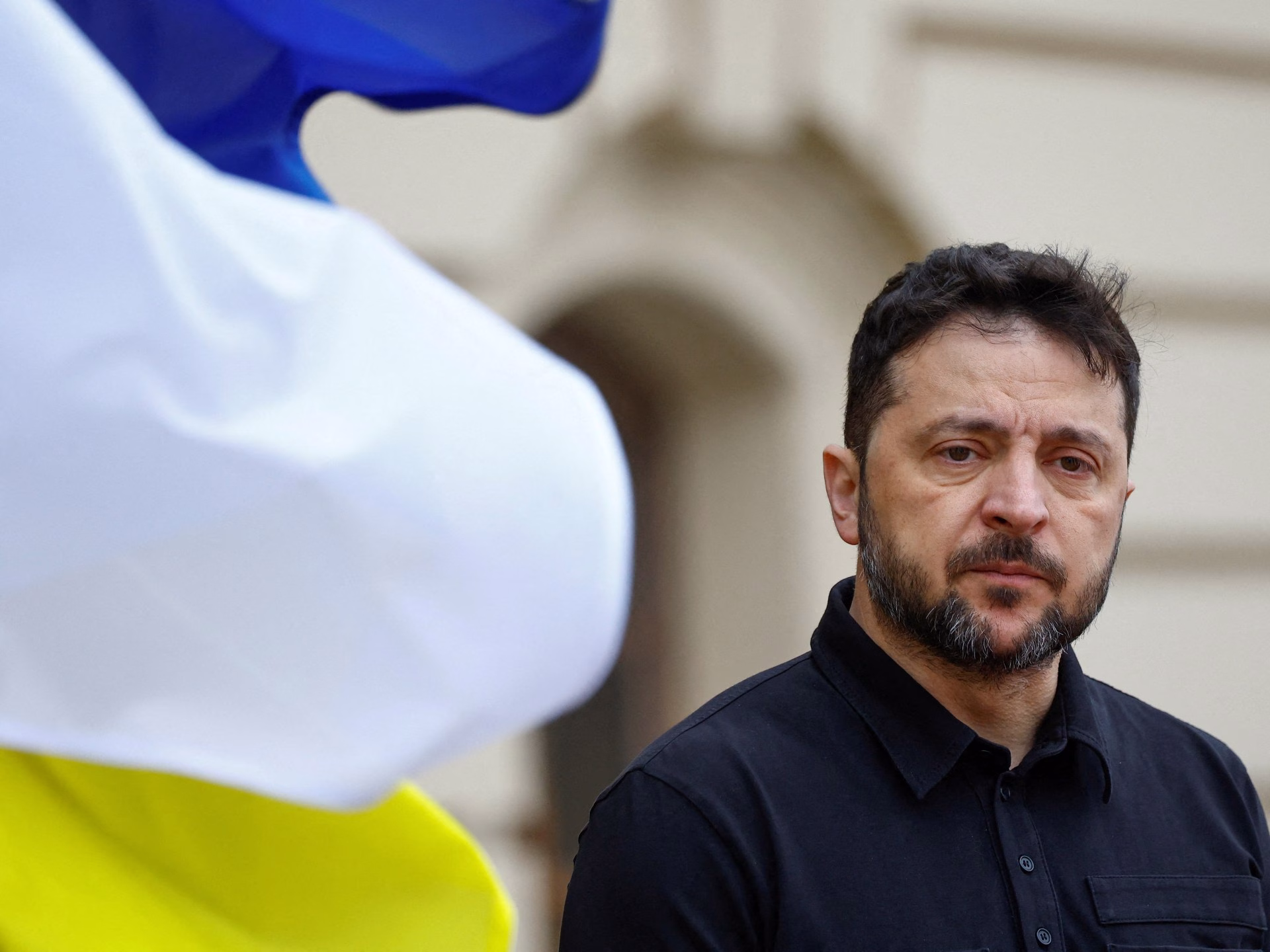 Zelenskyy: Elecciones posibles con seguridad aliada