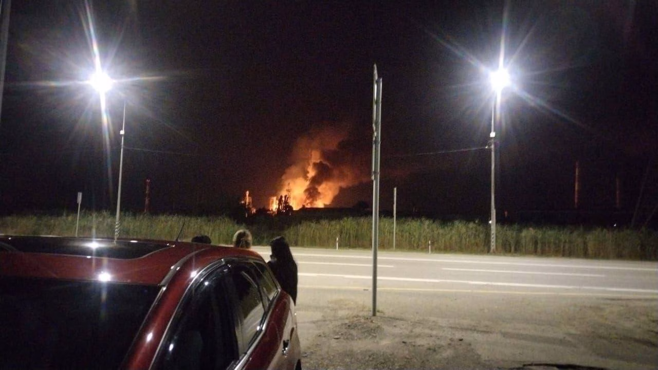 Guerra en Ucrania: Ataques con drones y el incendio en la refinería de Afipsky
