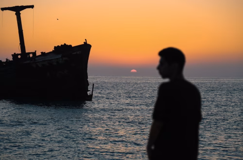 La Flota en la Sombra de Irán: Una Bomba de Tiempo Ecológica